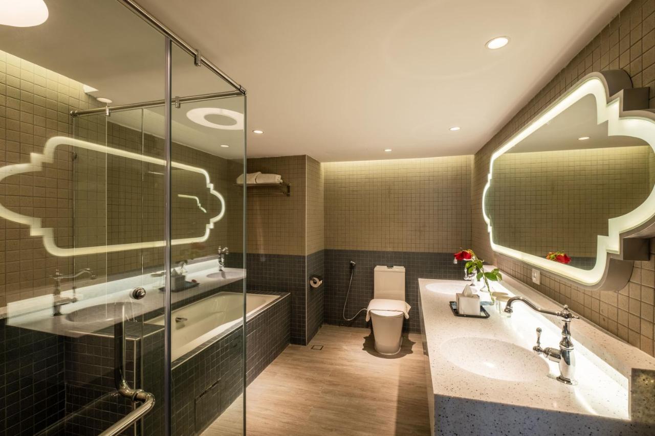 Grand Swiss-Belhotel Melaka Екстер'єр фото